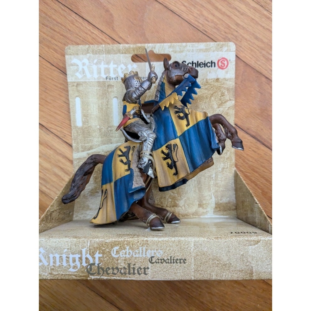 Schleich 70009 Ritter Mounted Knight on rearing Horse Figure